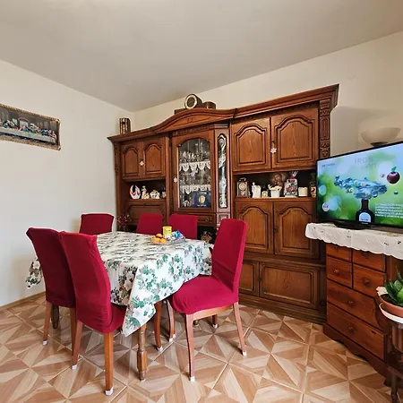 Stjepan Lejlighed Medulin